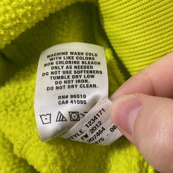 Under Armour Storm semifitted fleece lined hoodie with quilted textured logo S - Picture 16 of 16